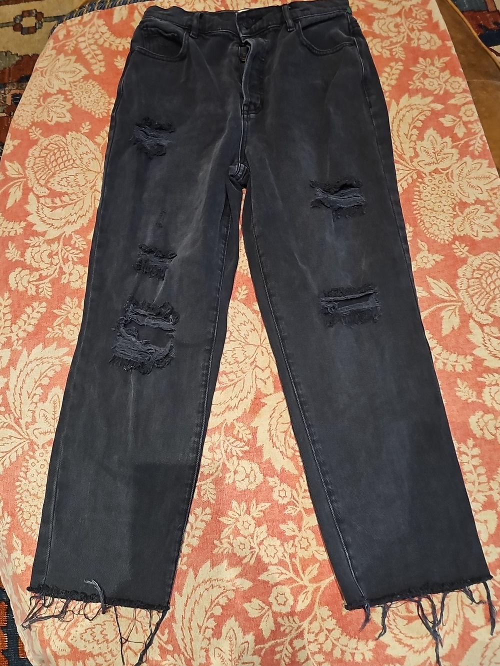 PacSun Women's Black Distressed Straight Jeans